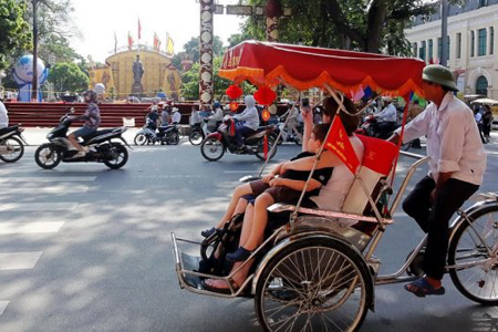 Cyclo tour in Hanoi