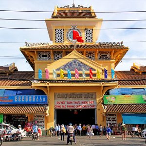 Binh Tay Market