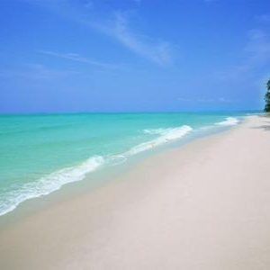 Crystal clear water in Dai Beach