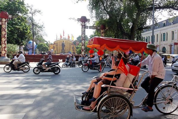 Cyclo Tour Holiday in Vietnam