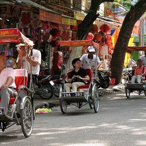 Cyclo tour around the old quarter
