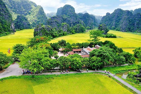 Ninh Binh in Package Holiday to Vietnam start From Hanoi