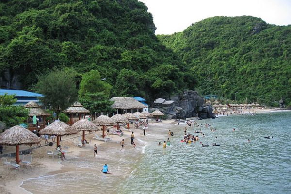 Cat Ba Beach Vietnam Holiday