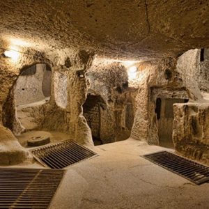 Cu Chi Tunnels