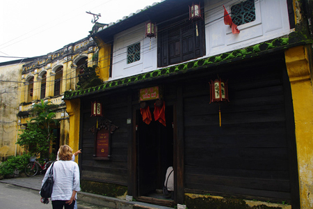 Tan Ky Old House