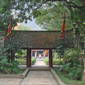 temple of Le Dai Hanh Hoa Lu