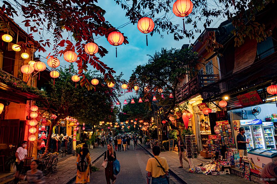 hoi-an-night-market-4