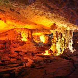 sung-sot-cave-600x400